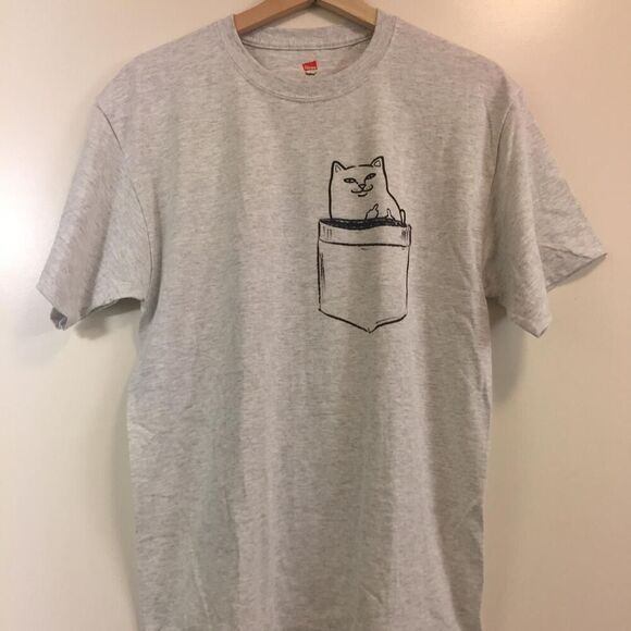 Kitty in My Pocket T-shirt - Medium - Picture 1 of 1